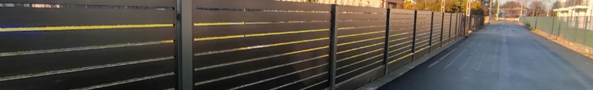 Panele ogrodzeniowe ogrodzenia panelowe podmurówka montaż producent