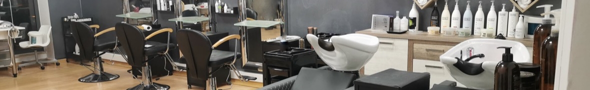 Michele Encke - Esteticista & Cabeleireiro