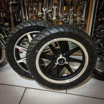 Запчастини &amp; акумулятори