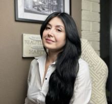 Оксана Комісаренко