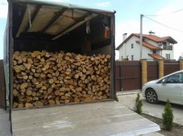 Услуги по вывозу мусора доставка дров киев обл